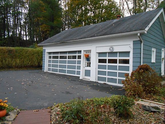 5th image of 414 Cowell Ave