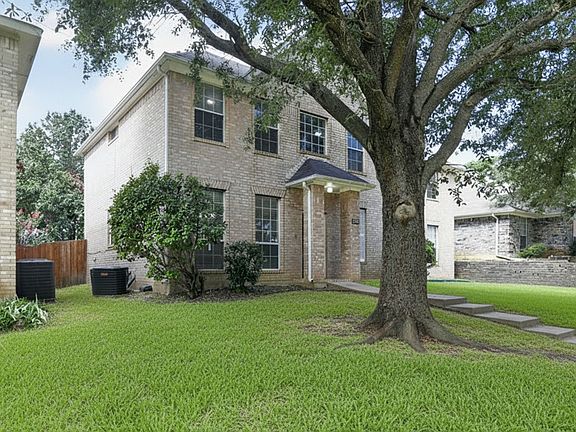 2nd image of 2740 Windswept Ln
