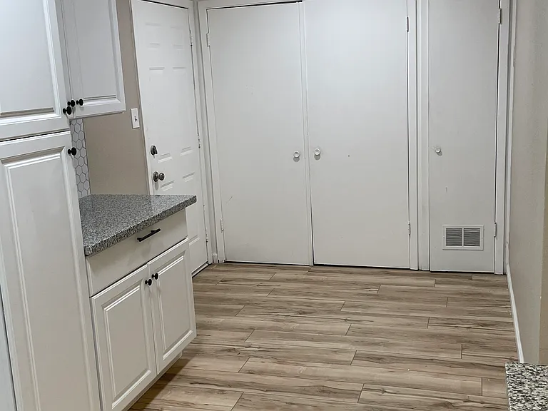 11101 Renel Dr #A — Photo 8
