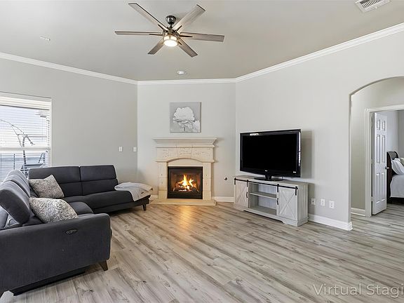 3rd image of 902 Fork Ridge Path