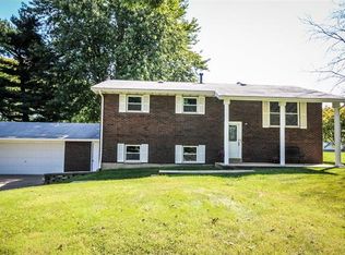 1362 Troy Ofallon Rd, Troy, IL 62294