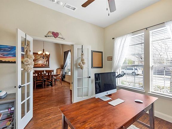 4th image of 9308 Amistad Ln