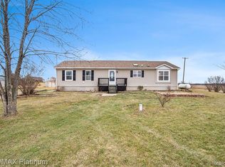 5018 S Vernon Rd, Durand, MI 48429