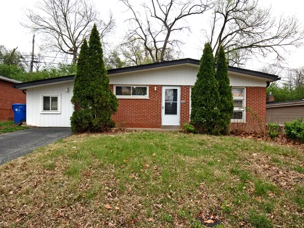 1320 Mendell Dr, Saint Louis, MO 63130