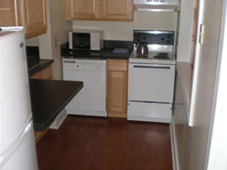 638 N High St — Photo 17