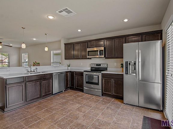5th image of 25650 Palmwood Ct