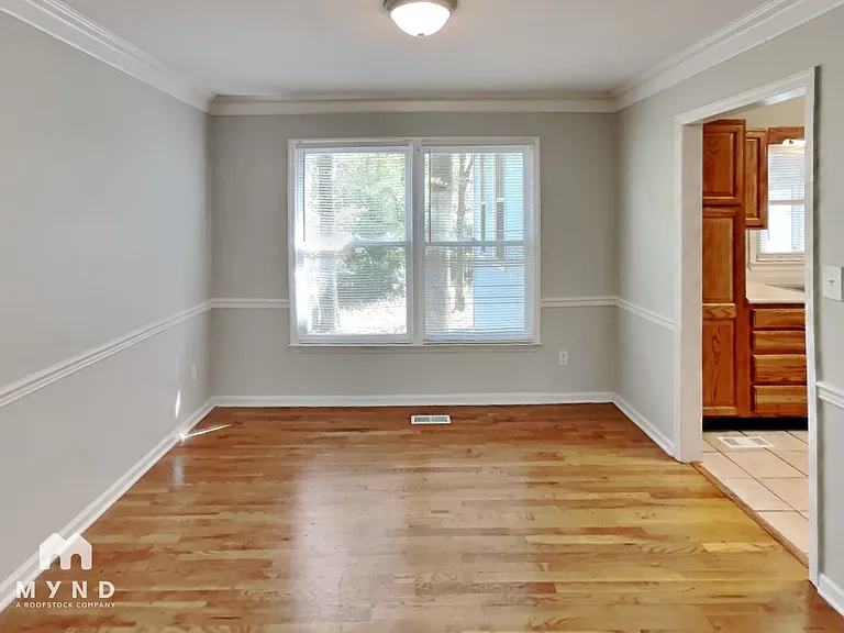 1728 Russet Woods Ln — Photo 6