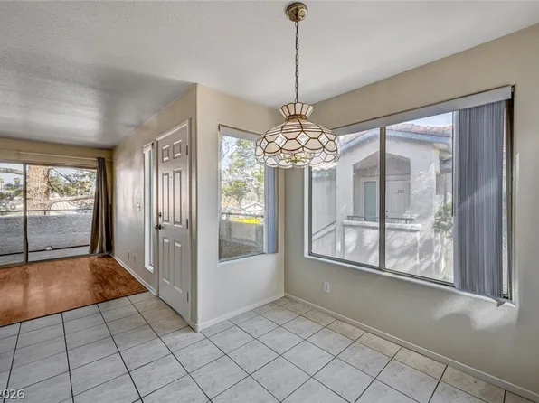 5140 Mandalay Springs Dr Unit 204, Las Vegas, NV 89120