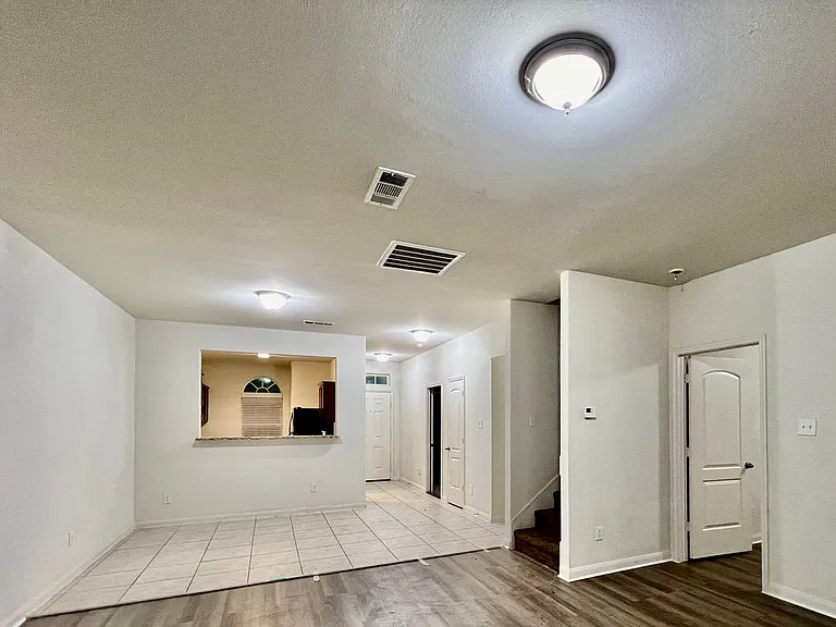 6233 White Jade Dr — Photo 5