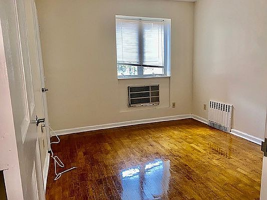 4th image of 308 21st St #3B
