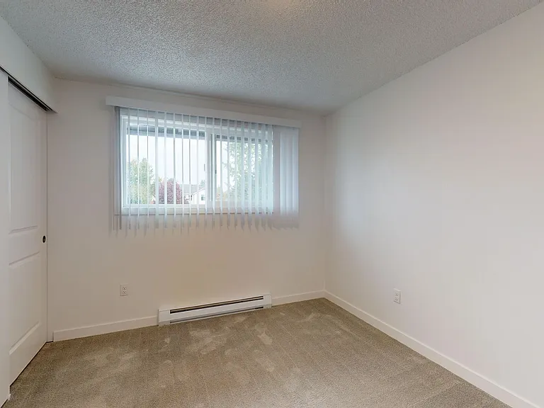 610 Elizabeth St — Photo 11