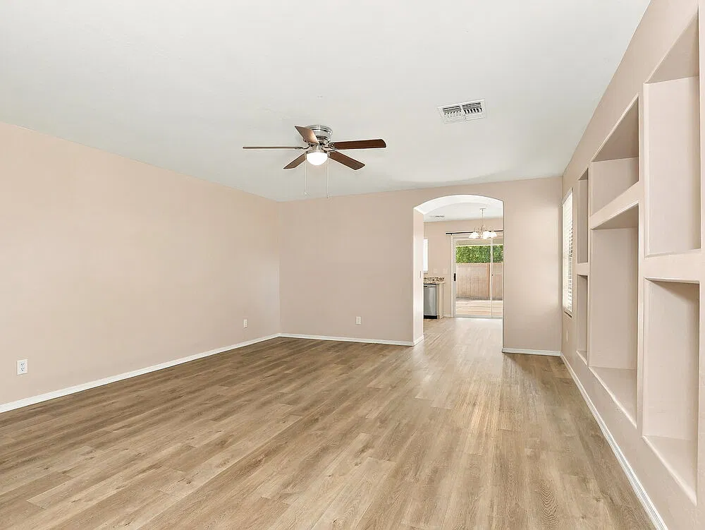 4 bed, 2.0 bath, 1463 sqft, $1,875 — Photo 3