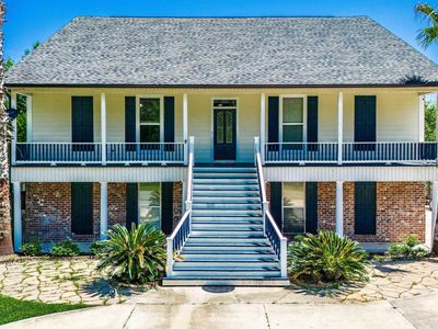 13152 Bayou Terrace Dr, Saint Amant, LA, 70774