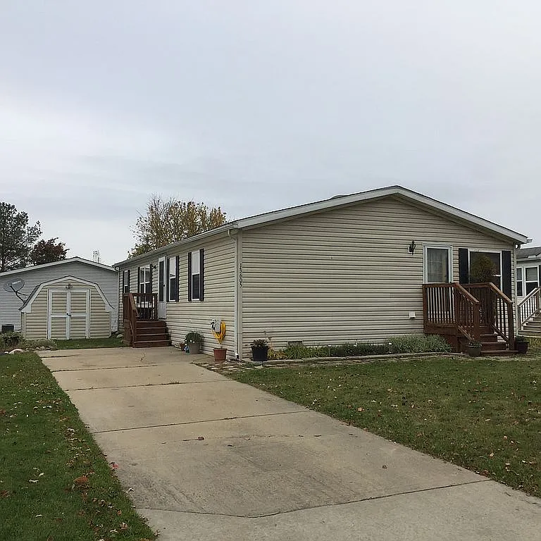13605 Albany Ct photo 1
