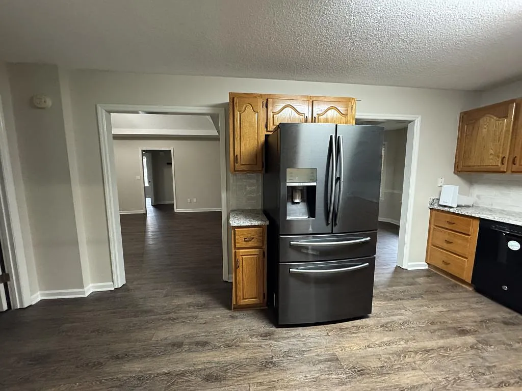 102 S Gala Ct — Photo 4
