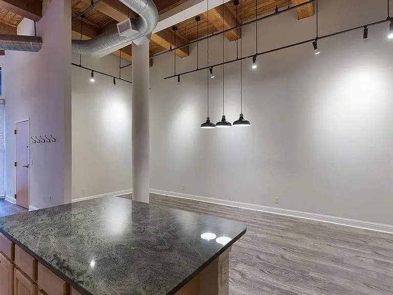 609 Central St #1102 — Photo 14