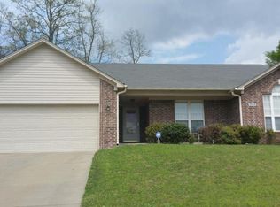 912 Elkhart Loop, Bryant, AR 72022