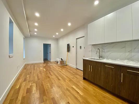 Rented by Simply Brooklyn Realty Inc | media 7