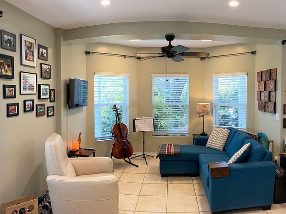 5th image of 805 Waddell Ave #201