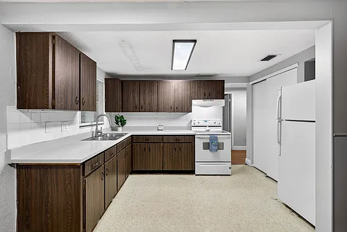 11025 Tyler Dr Photo 1