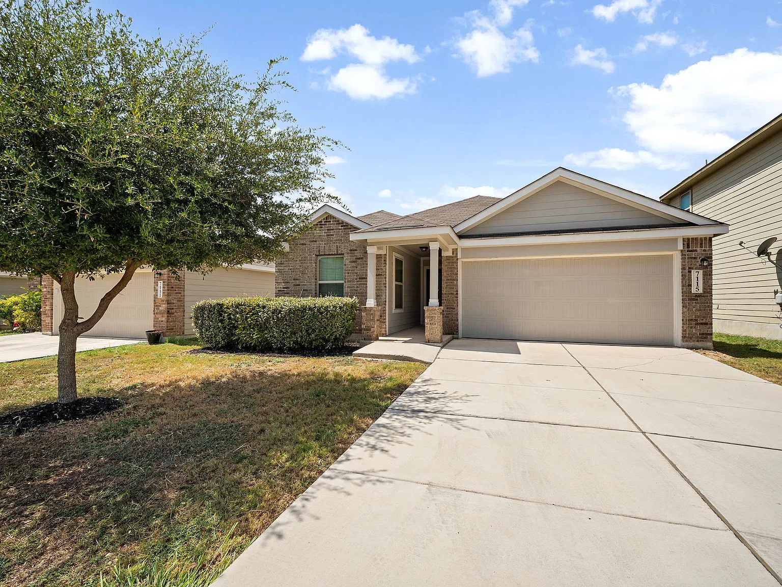 3 bed, 1454 sqft, $1,700 — Photo 2