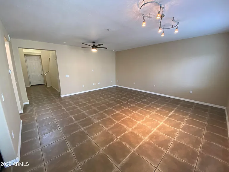 615 E Portland St #225 — Photo 9