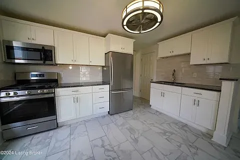 515 Atwood St — Photo 15