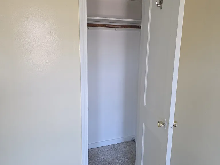 44 Virginia Ave — Photo 12