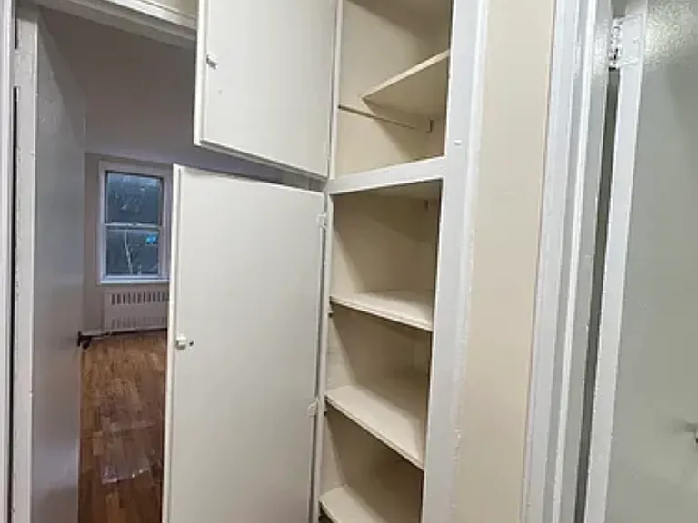 41 Hamilton Ave #5L — Photo 3