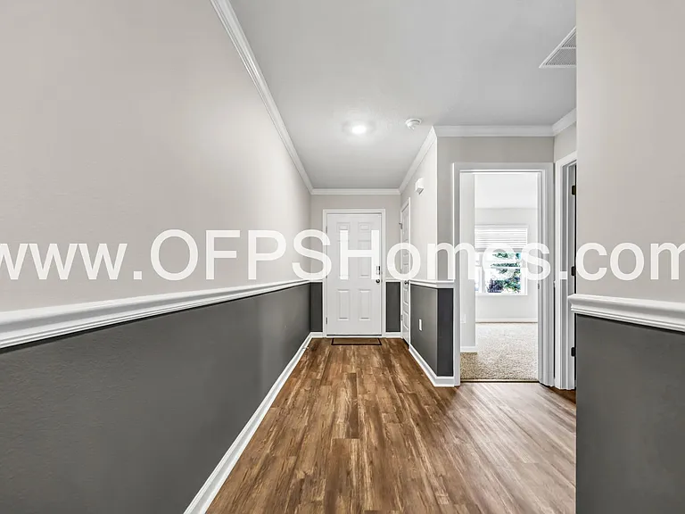 413 Scarborough St — Photo 3