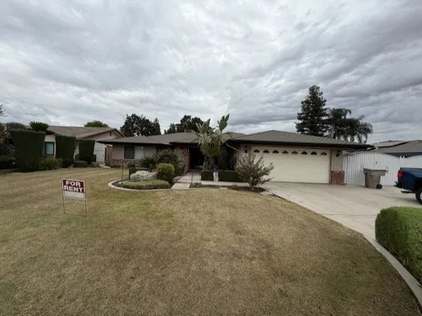 9009 Campus Park Ct, Bakersfield, CA 93311