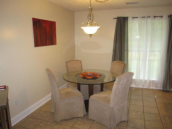 3rd image of 131 Lee Road 2088