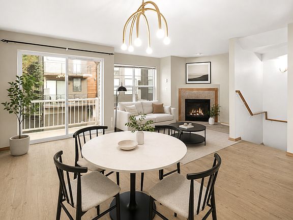 4th image of 14338 Lenora Pl N #B