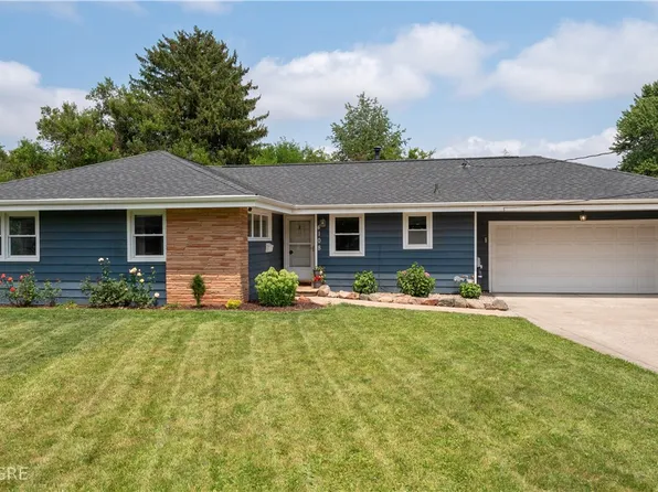 4108 Wakonda Pkwy, Des Moines, IA 50315
