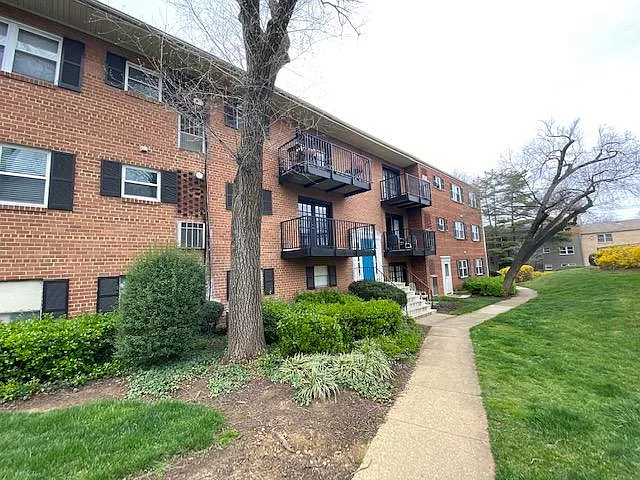 412 N Armistead St #101 — Photo 1