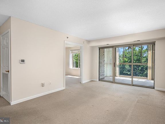 2nd image of 19385 Cypress Ridge Ter Unit 519