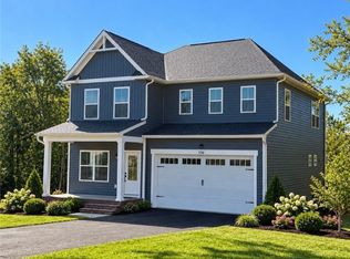 106 Pine Ridge Ln, Farmville, VA 23901
