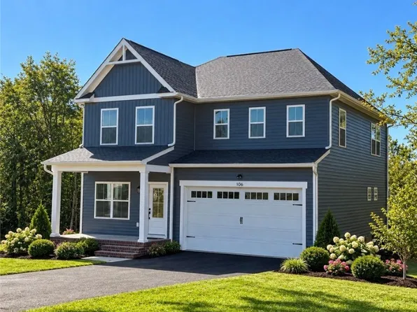 106 Pine Ridge Ln, Farmville, VA 23901