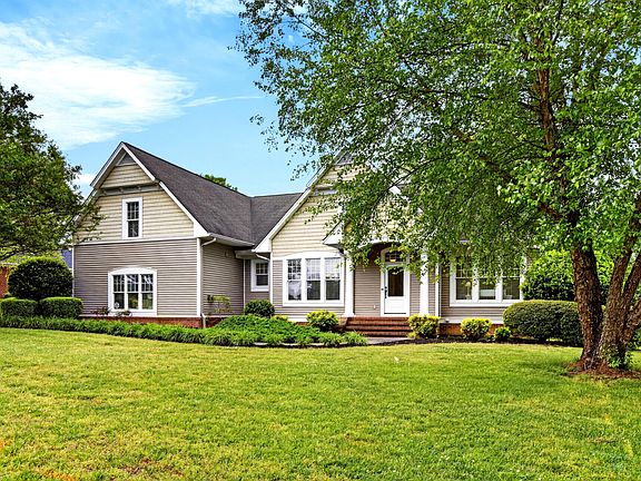 2nd image of 3377 Princeton Hill Cir NW