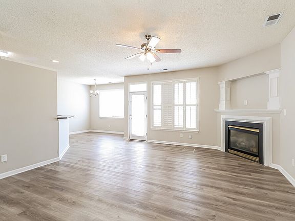 5th image of 5811 Briggs Dr
