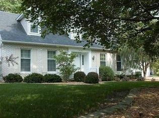 2836 Nottingham Dr E, Saginaw, MI