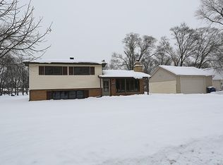 240 E Lorraine Ave, Addison, IL 60101