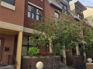 11905 Detroit Ave, Lakewood, OH