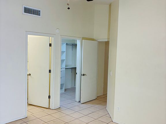 4th image of 149 S Orlando