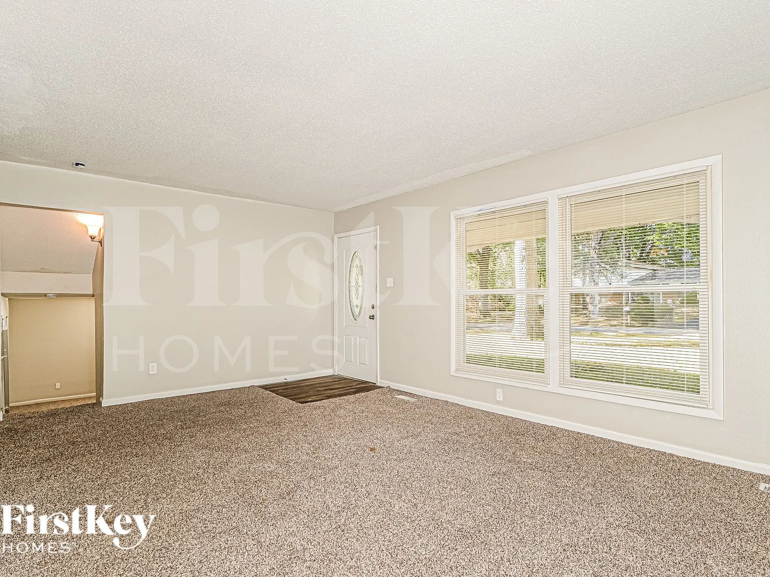 3 bed, 3.0 bath, 2030 sqft, $2,375 — Photo 4