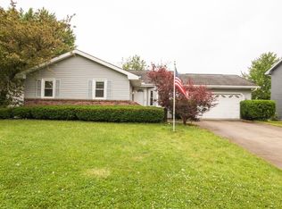 2805 Phillip Pl, Bloomington, IL 61704