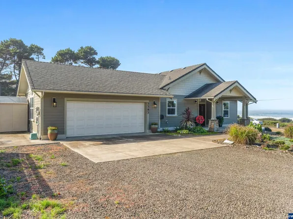 3385 SW Pacific Coast Hwy, Waldport, OR 97394