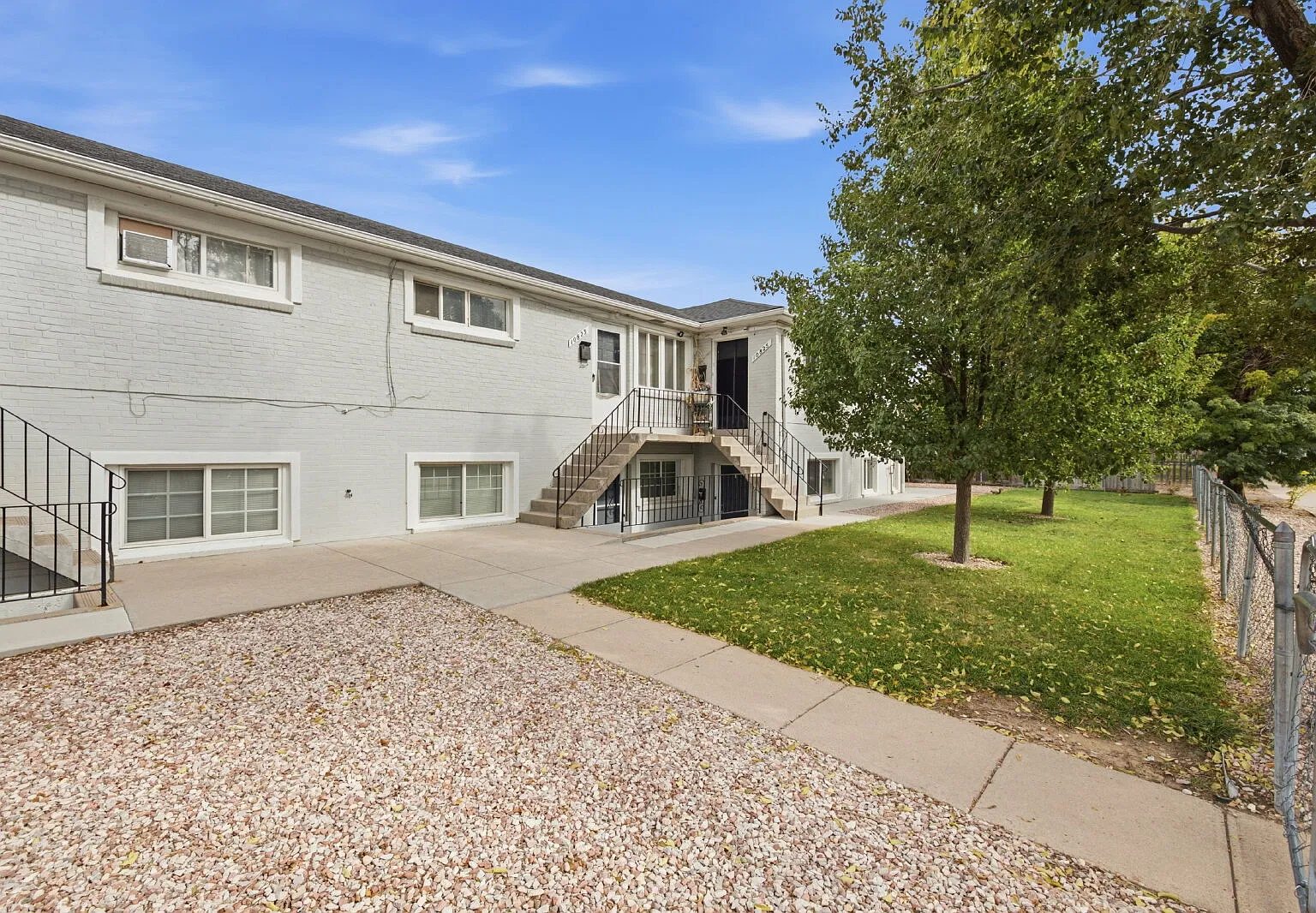 1 bed, 1.0 bath, 700 sqft, $1,295 — Photo 2