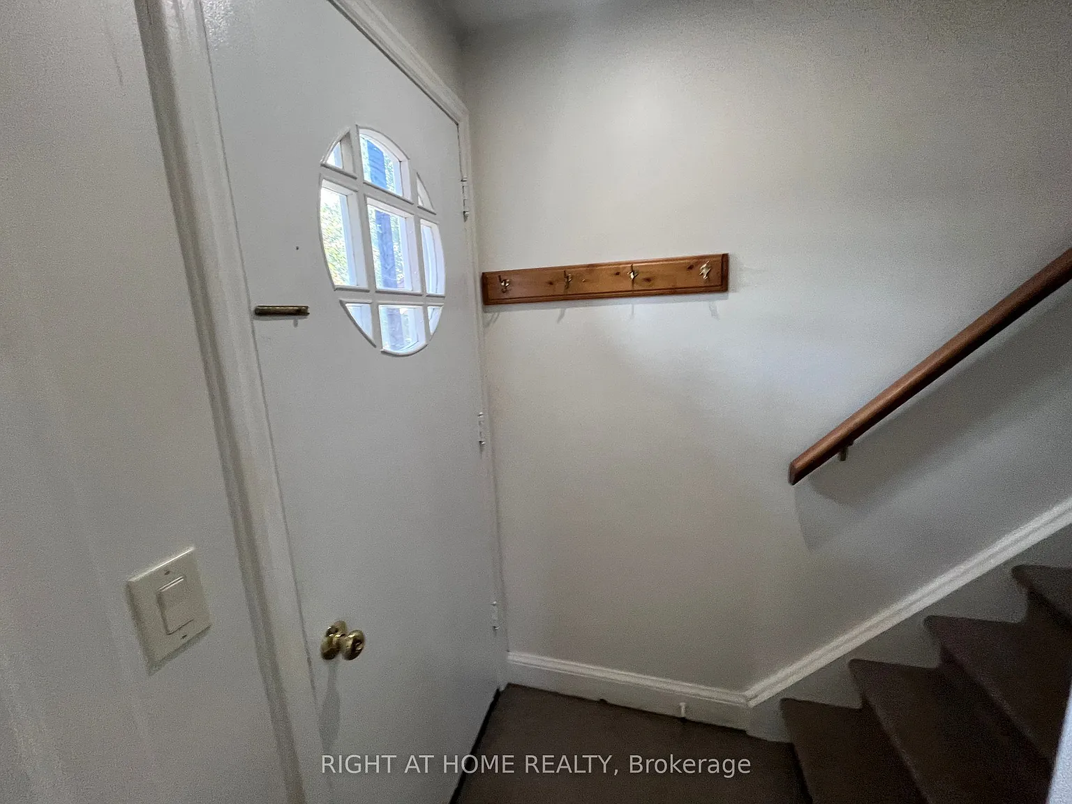 2 bed, $1,950 — Photo 2