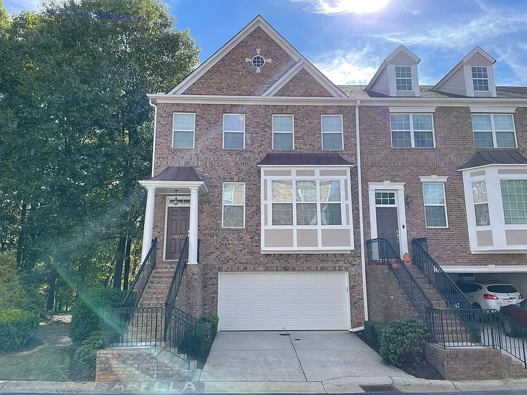 10757 Camarilla Ct — Photo 1